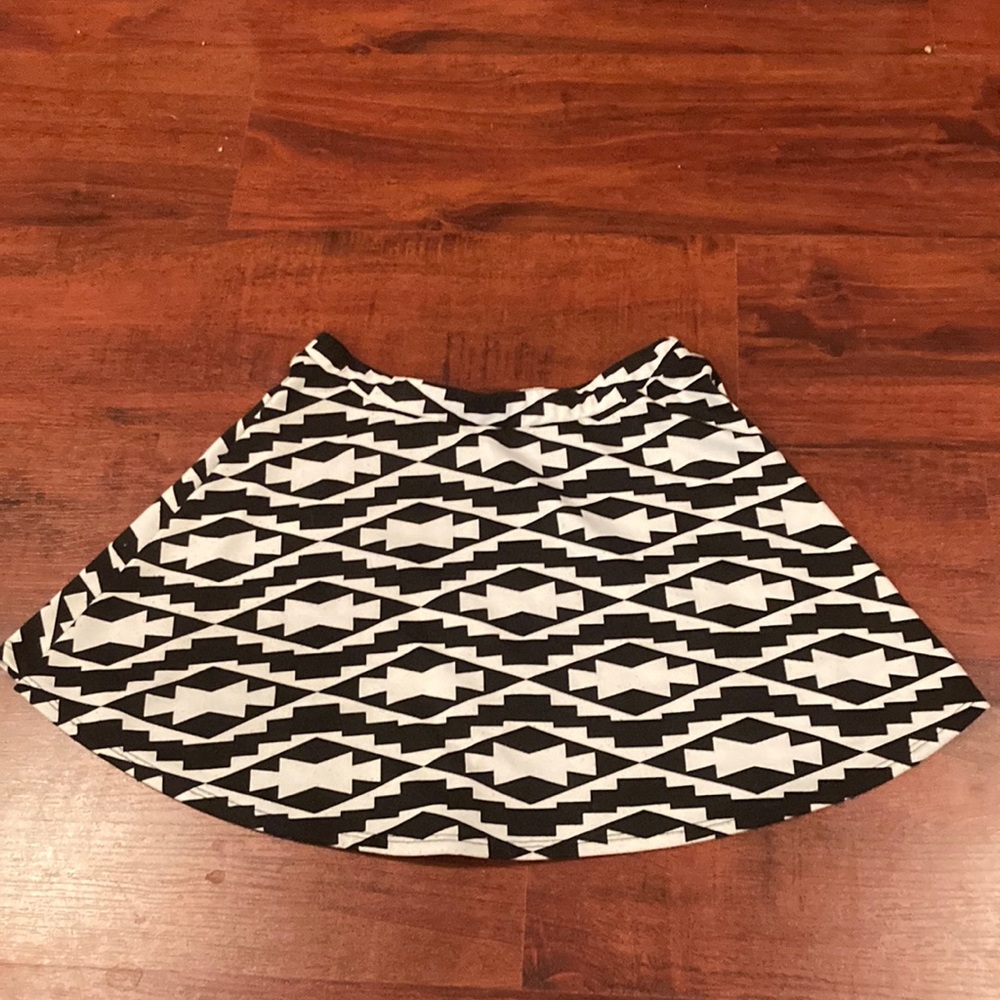 Geometric Black & White Skirt